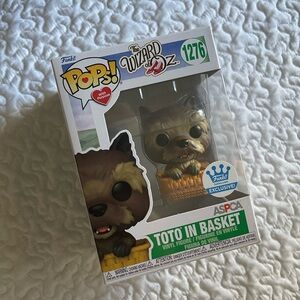FUNKO Toto in Basket